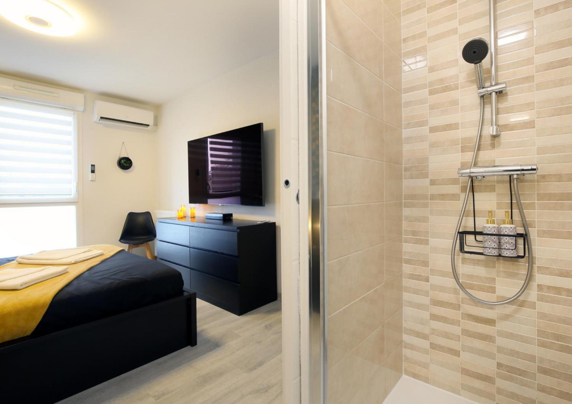 Apartment Quietude - Clim - Parking - Fibre