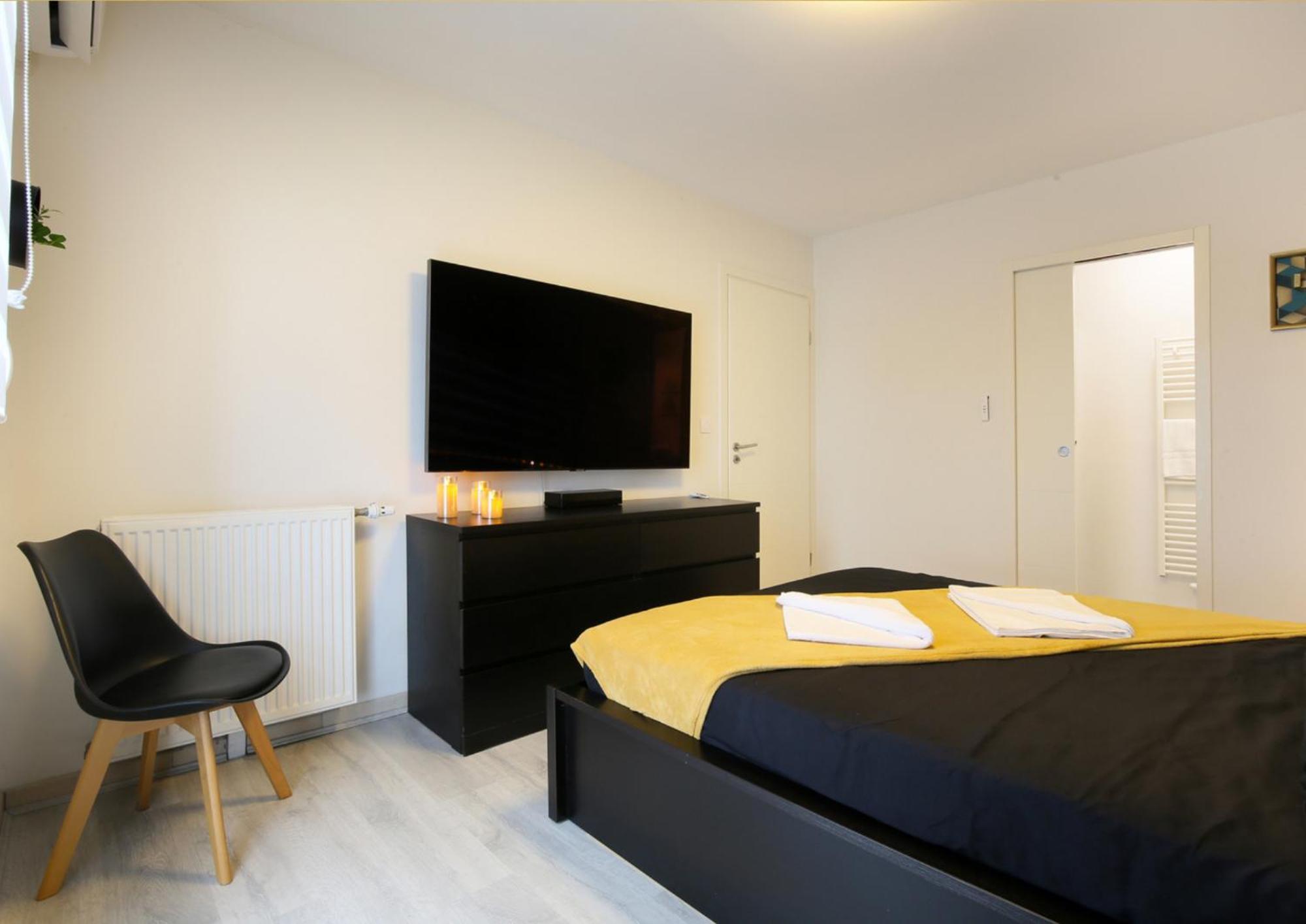 Quietude - Clim - Parking - Fibre Apartment *